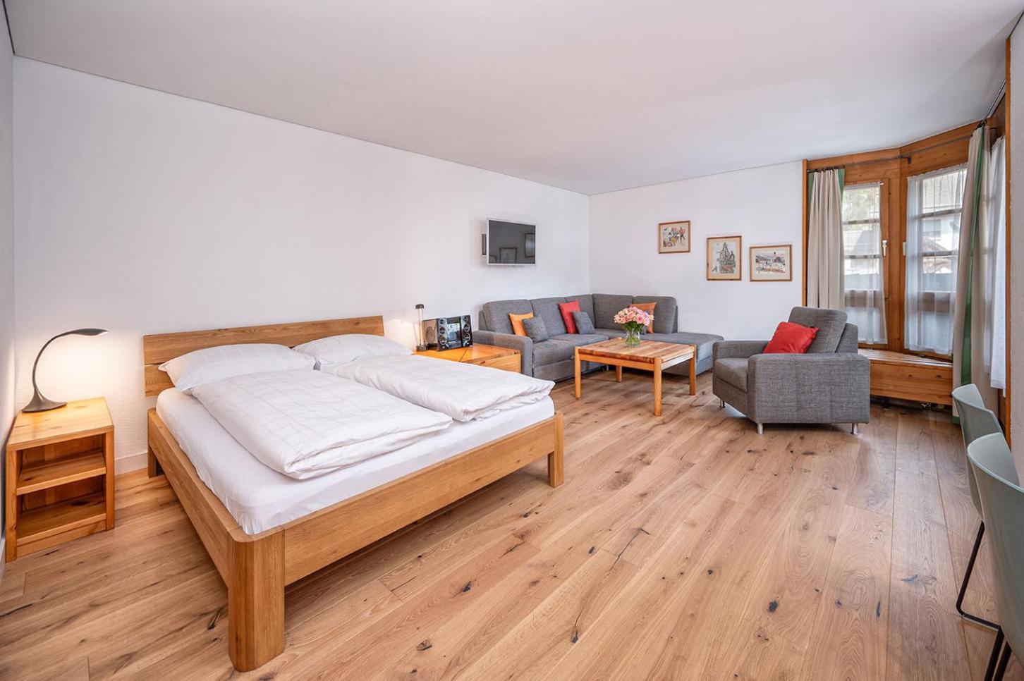 Schweizerhof Ferienwohnungen Lenzerheide 1 Quarto foto